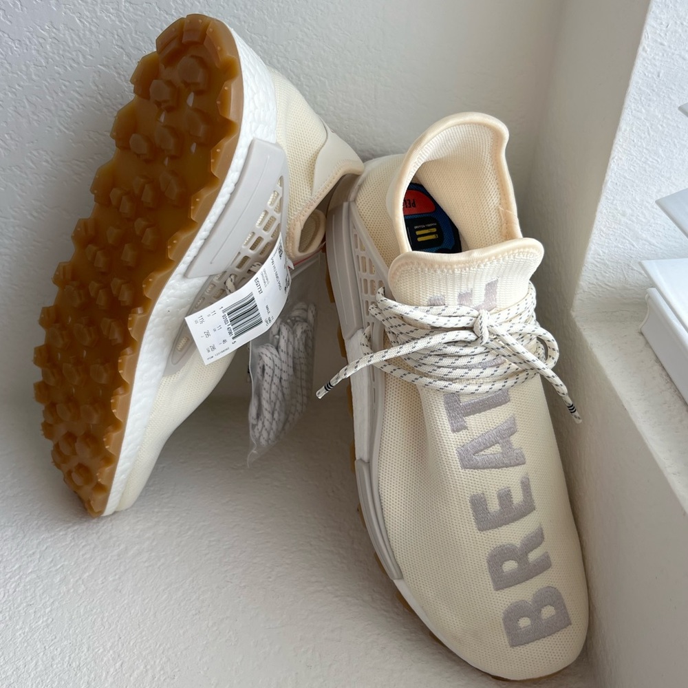 BRAND NEW Adidas PW HU NMD PRD
"Pharrell Williams / Cream White"